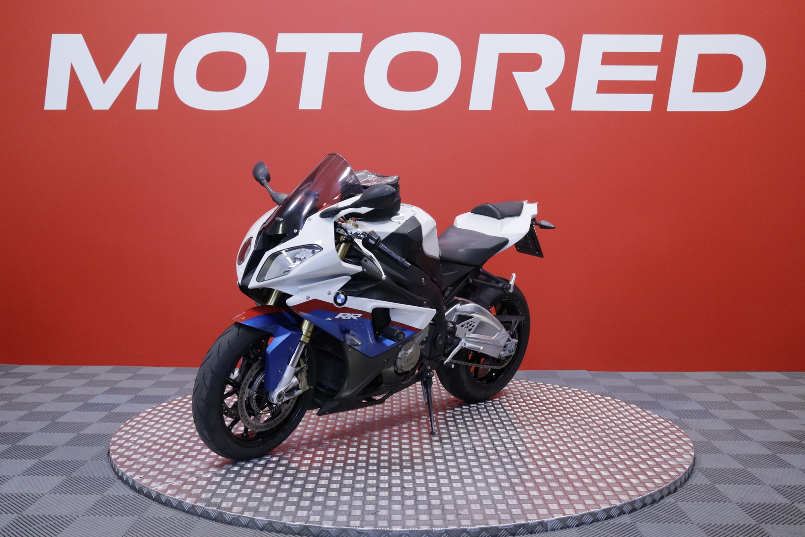 BMW - S - 1000RR // Iso huolto juuri tehty! / Akrapovic / Shifter // - Moottoripyörä