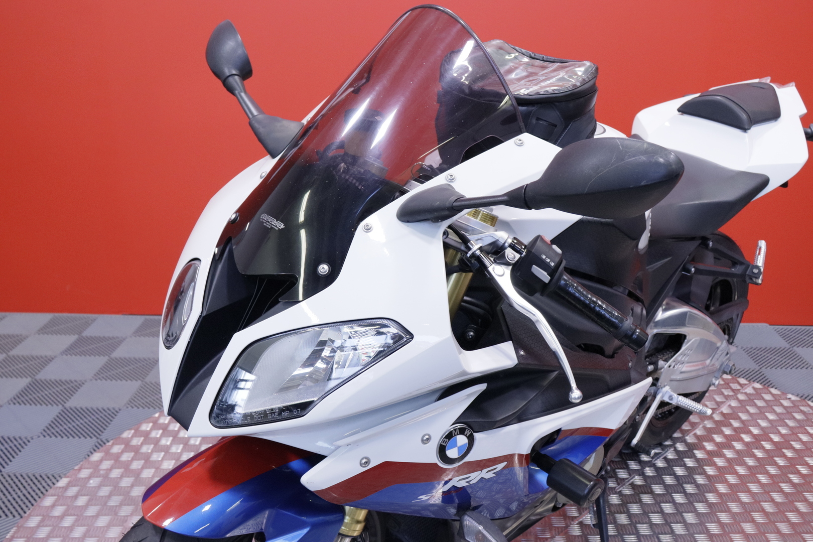BMW - S - 1000RR // Iso huolto juuri tehty! / Akrapovic / Shifter // - Moottoripyörä