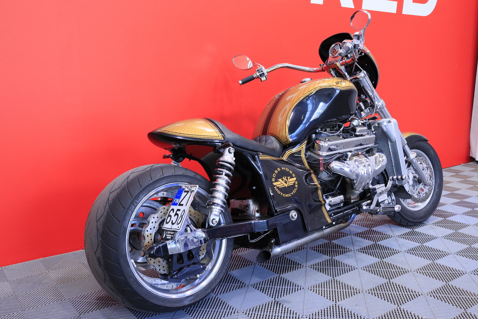 BOSS HOSS - ZZ4 - // Custom maalaus / 360 perä / Rakennettu // - Moottoripyörä