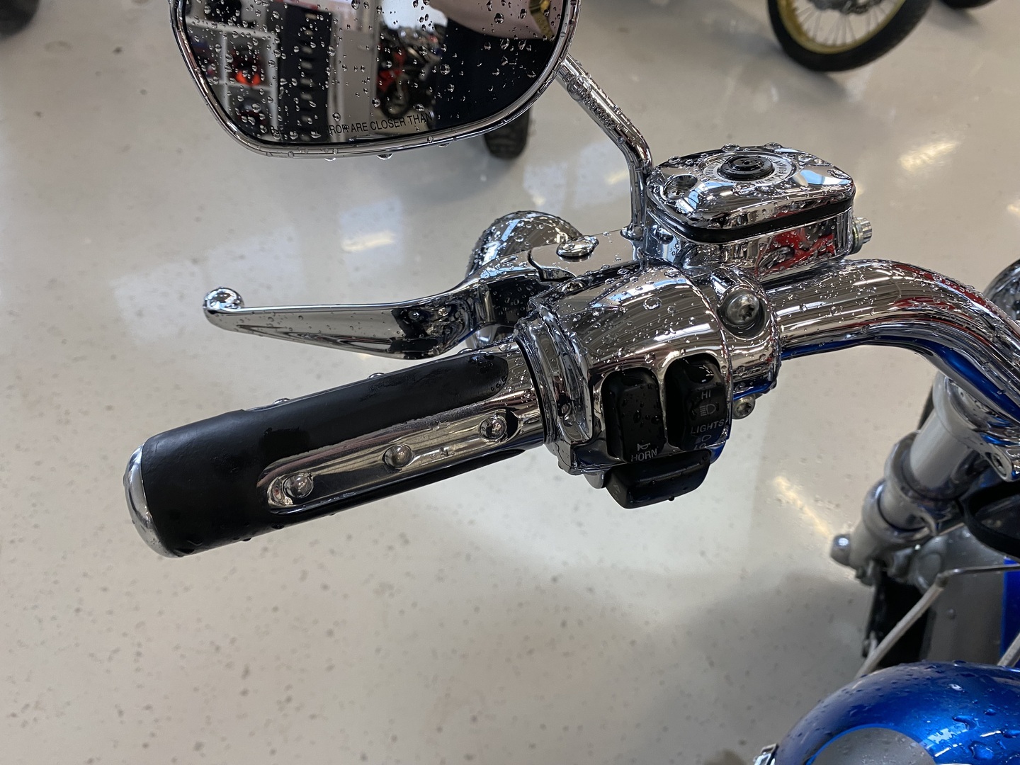 Harley-Davidson - CVO - FAT BOB FXDFSE // Suomi CVO / Nostajat tehty / Huoltokirja / Hieno alkup kuntoinen // - Moottoripyörä