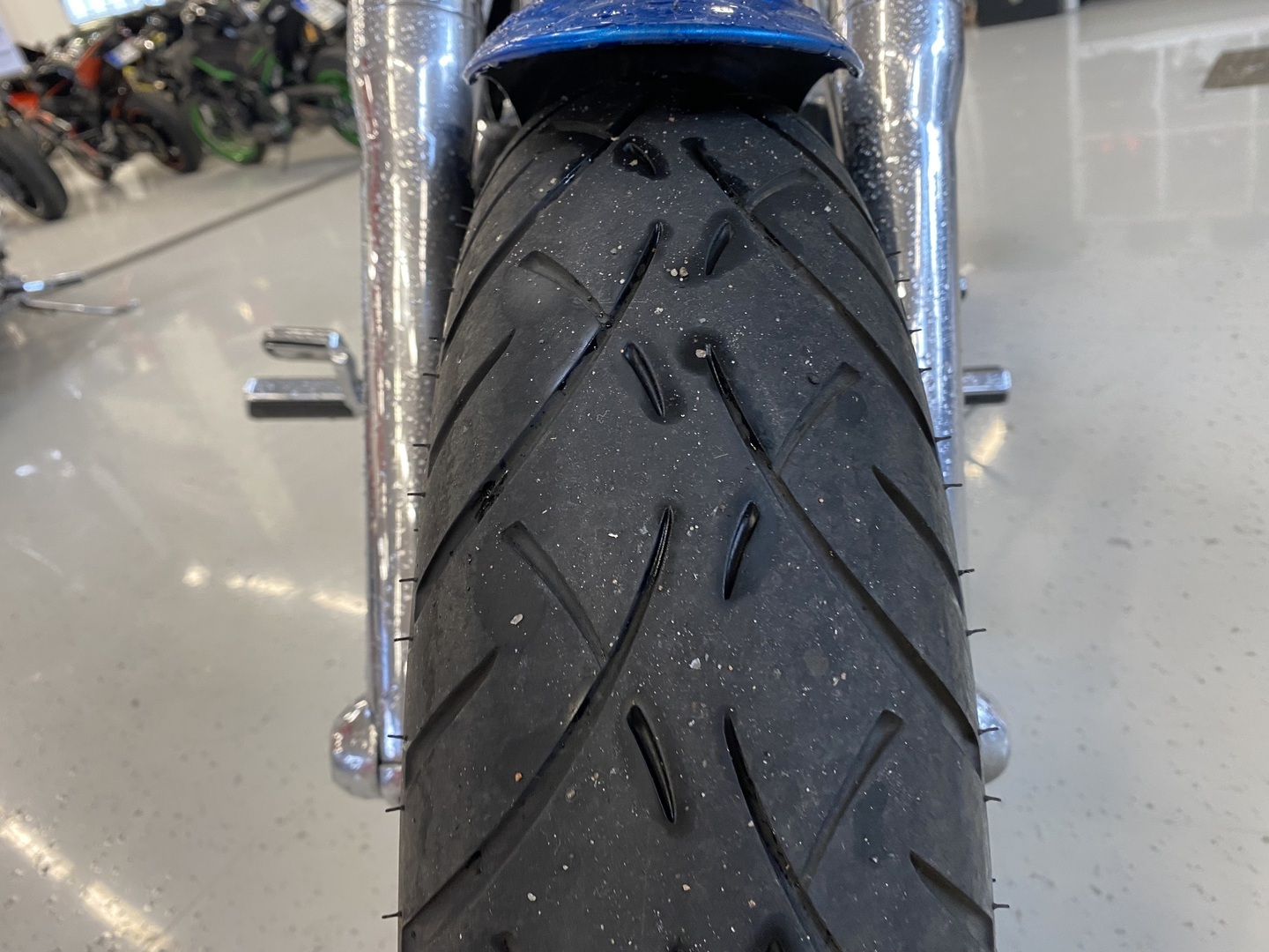 Harley-Davidson - CVO - FAT BOB FXDFSE // Suomi CVO / Nostajat tehty / Huoltokirja / Hieno alkup kuntoinen // - Moottoripyörä