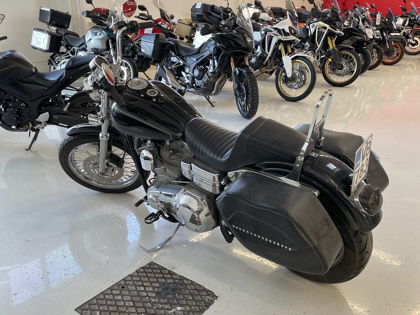 Harley-Davidson - DYNA - FXDCI DYNA SUPER GLIDE CUSTOM // Steppi penkki / Laukut / Juuri saapunut // - Moottoripyörä