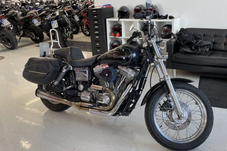Harley-Davidson - DYNA - FXDCI DYNA SUPER GLIDE CUSTOM // Steppi penkki / Laukut / Juuri saapunut // - Moottoripyörä