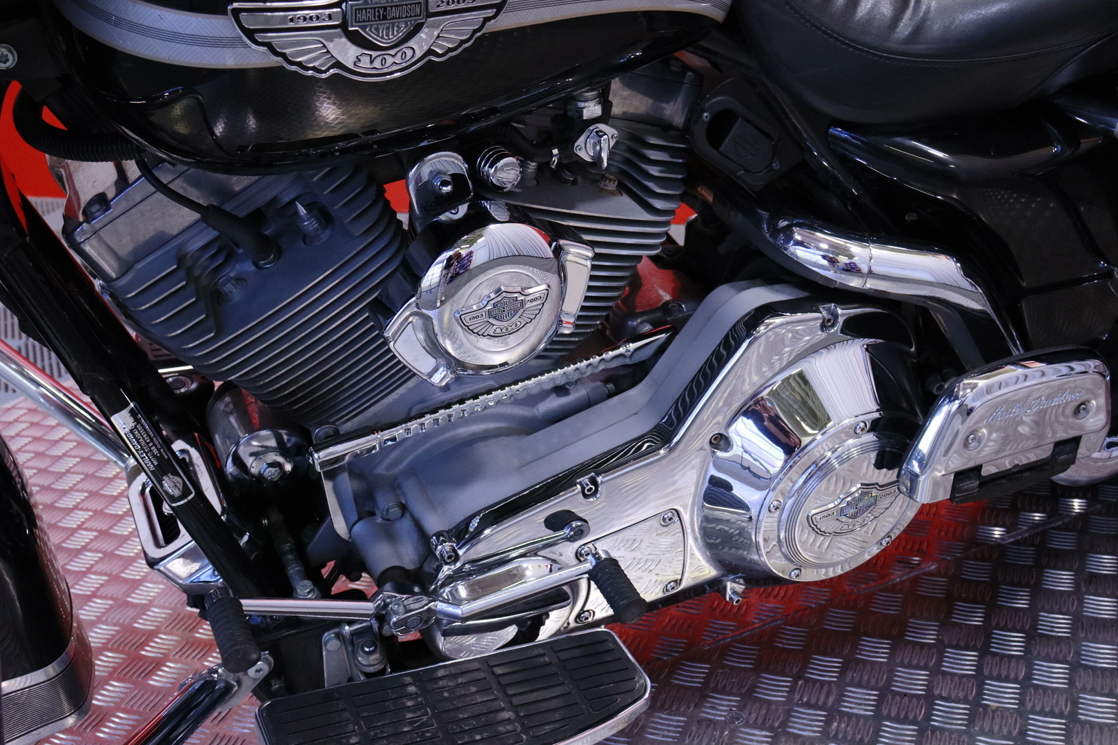 Harley-Davidson - TOURING - FLHT Electra Glide Standard // Suomi-pyörä / Huoltokirja / Sivulaukut // - Moottoripyörä