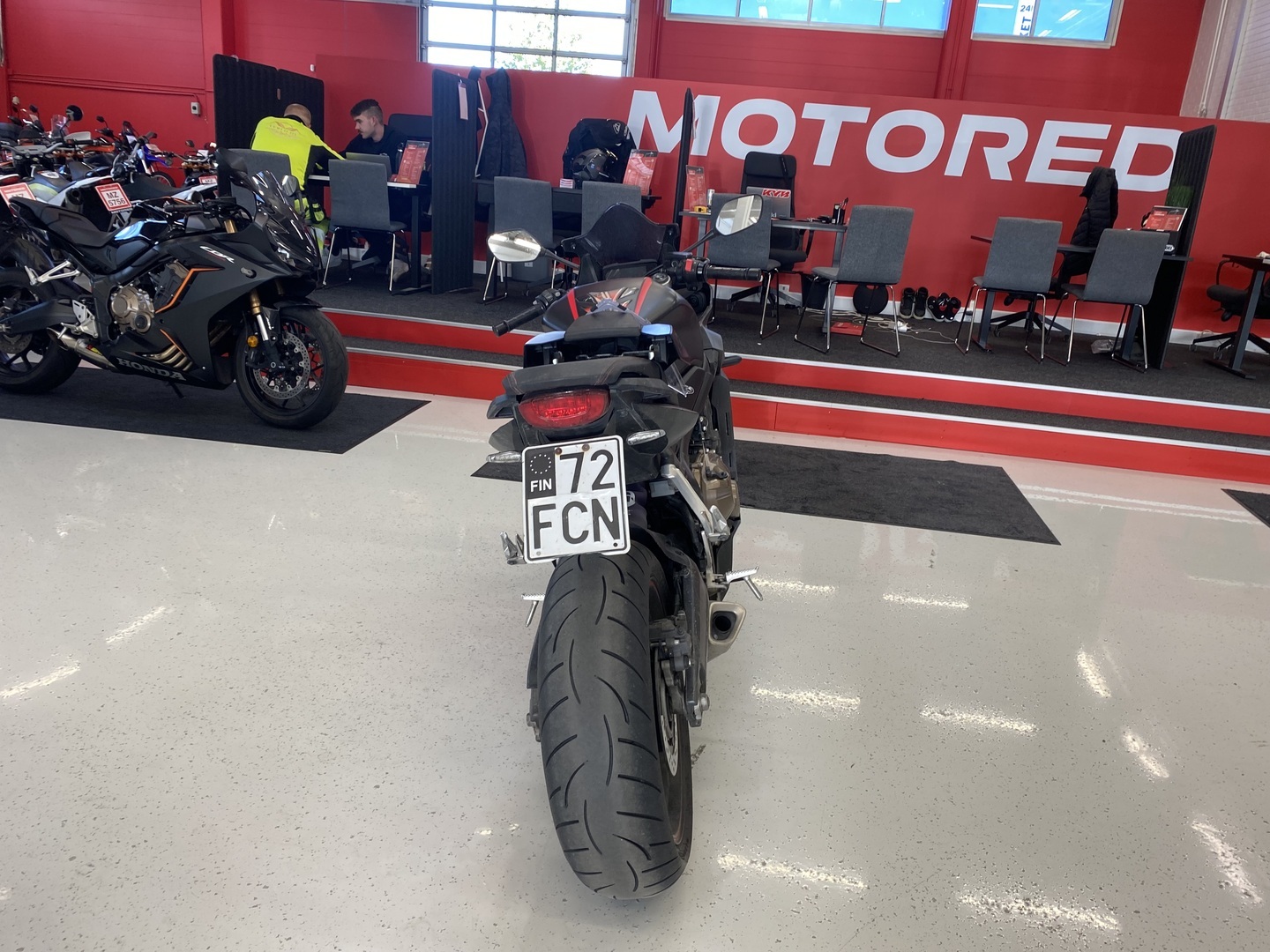 Honda - CBR - 650 R // Juuri saapunut / Suomi Pyörä / Huoltokirja // - Moottoripyörä