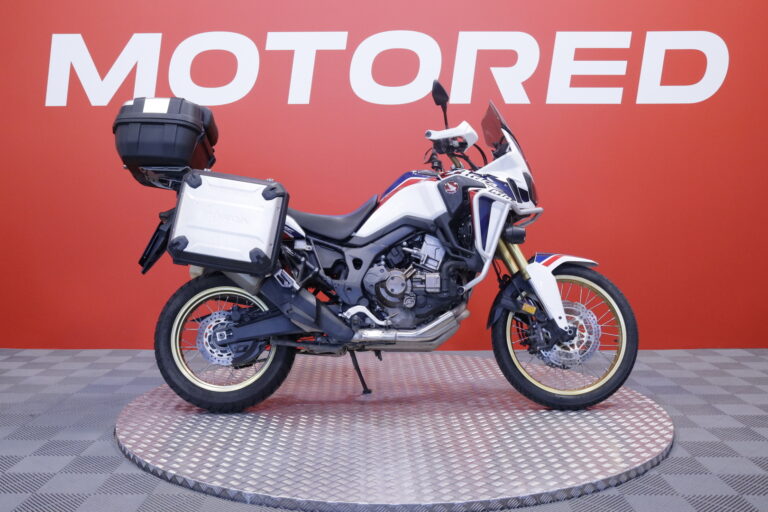 Honda - CRF - 1000L Africa Twin // DCT-automaatti / 3x laukut / Kaatumaraudat / Lisävalot // - Moottoripyörä