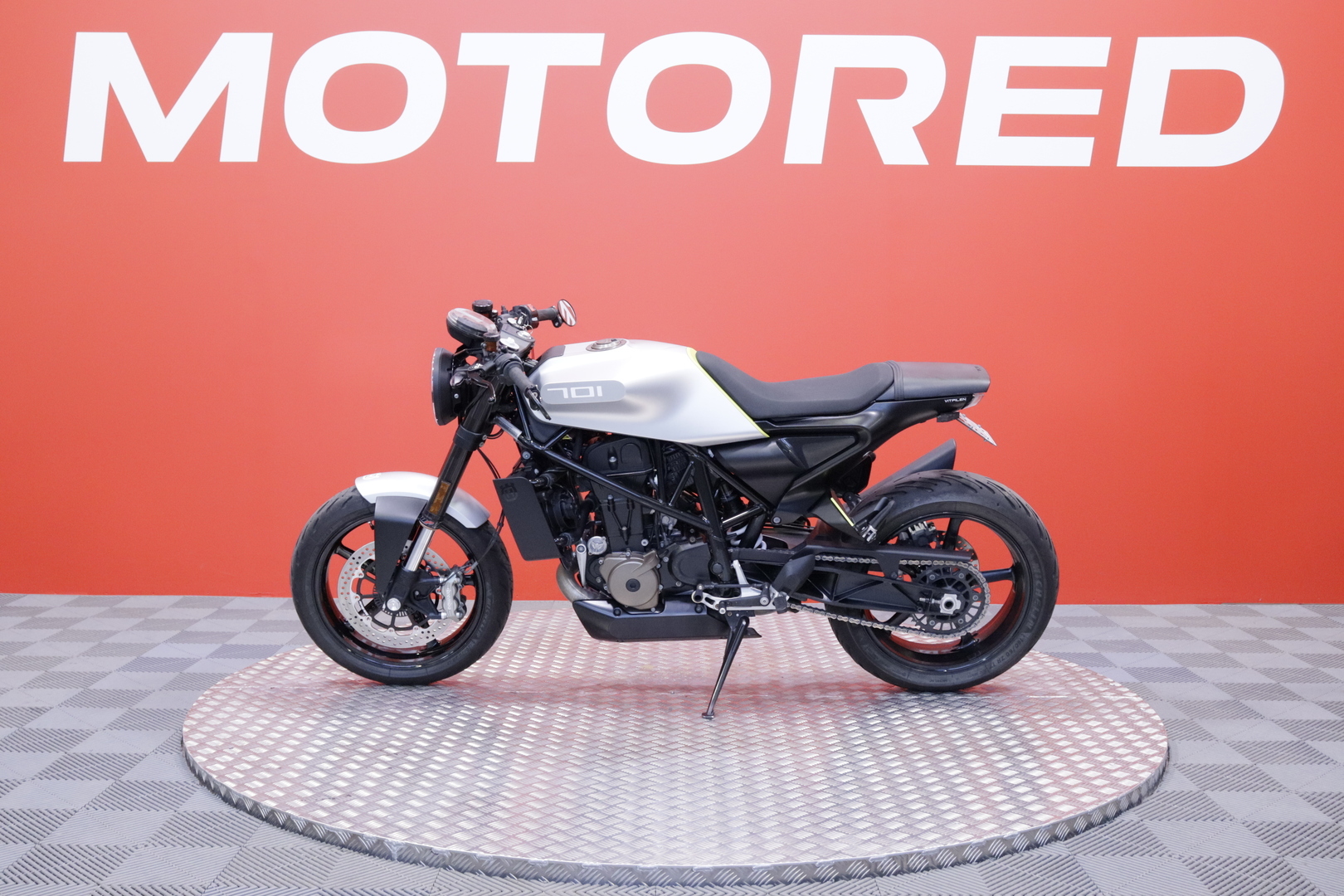 Husqvarna - VITPILEN - 701 // Huoltokirja / TC / ABS // - Moottoripyörä
