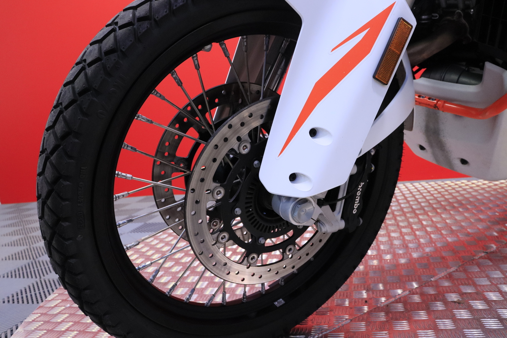 KTM - 1290 Super Adventure R - // Suomi-pyörä / Merkkihuollettu! // - Moottoripyörä