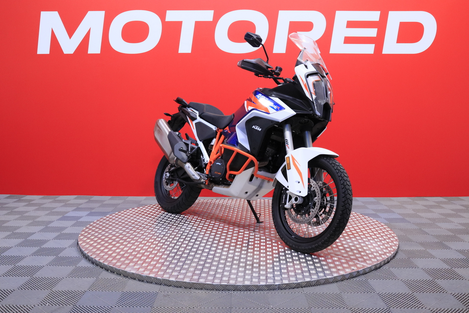 KTM - 1290 Super Adventure R - // Suomi-pyörä / Merkkihuollettu! // - Moottoripyörä