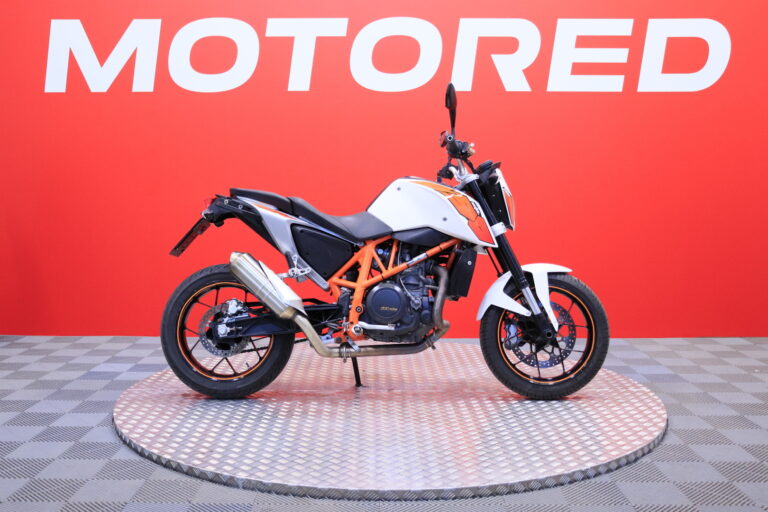 KTM 690