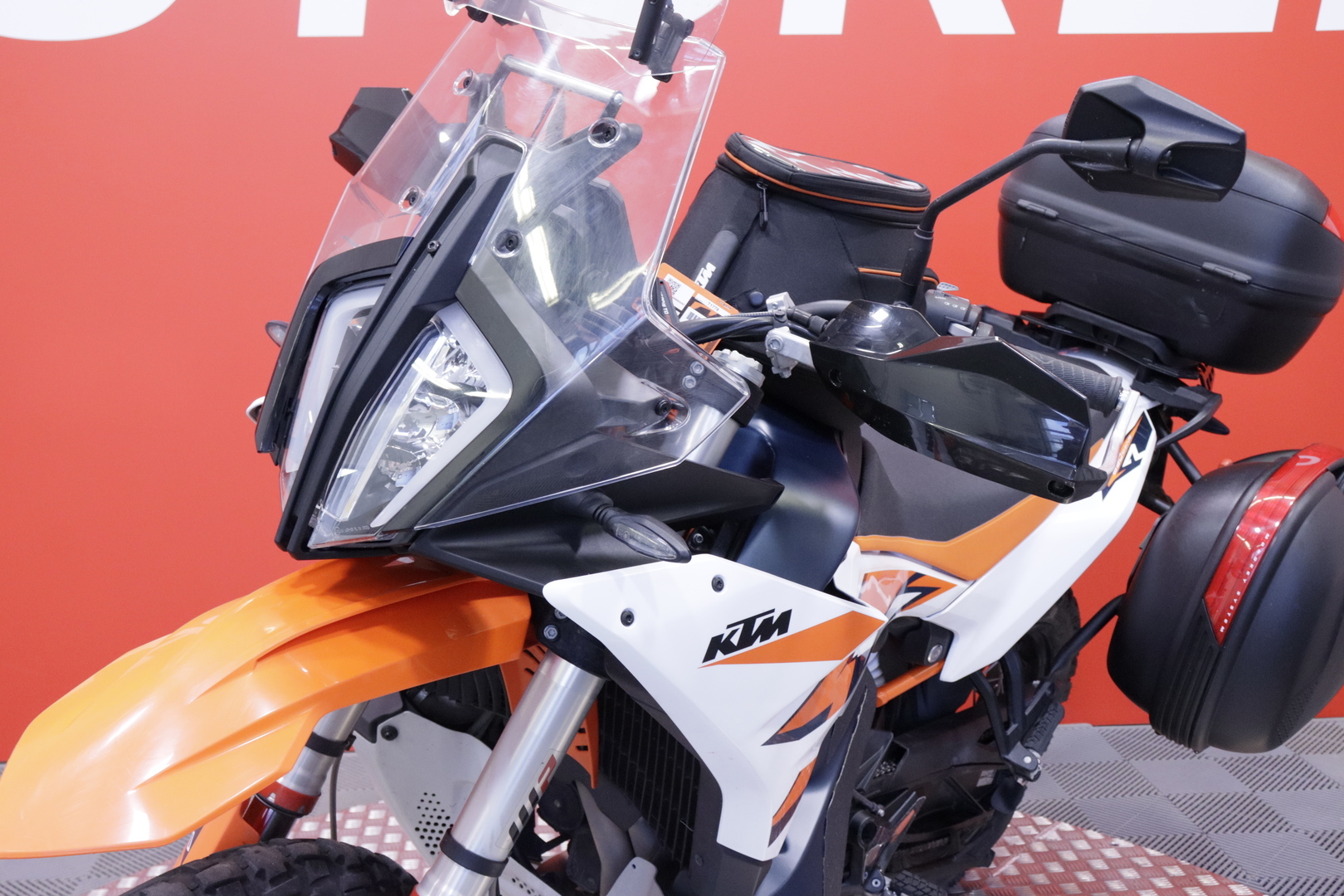 KTM - 890 - Adventure R // Suomi-pyörä / Merkkihuollettu / Shifter / Vakkari / 4x Laukut // - Moottoripyörä