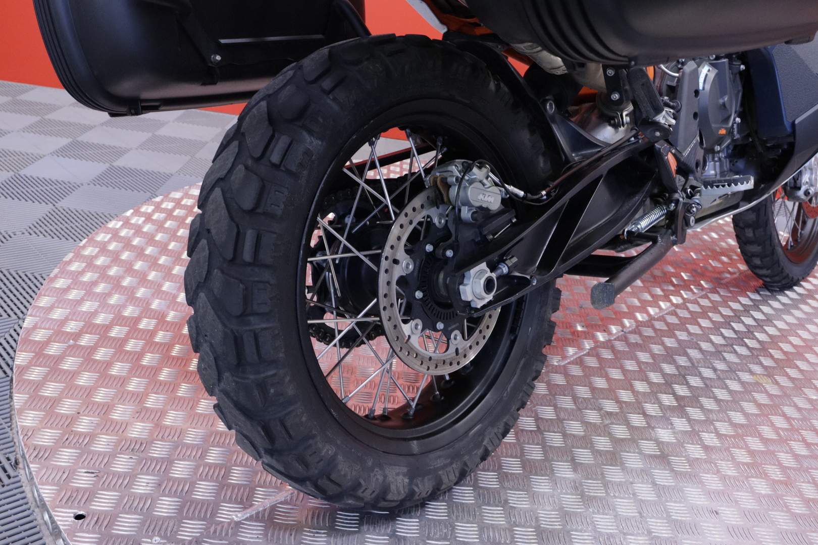 KTM - 890 - Adventure R // Suomi-pyörä / Merkkihuollettu / Shifter / Vakkari / 4x Laukut // - Moottoripyörä