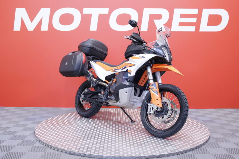 KTM - 890 - Adventure R //  Suomi-pyörä / Merkkihuollettu / Shifter / Vakkari / 4x Laukut // - Moottoripyörä