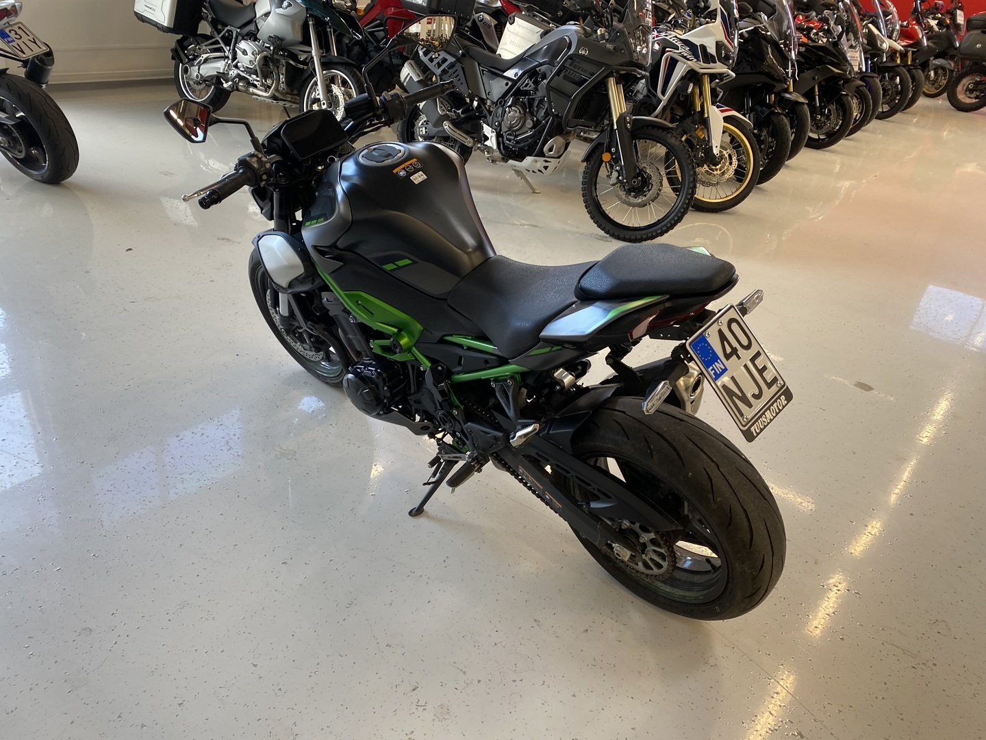 Kawasaki - Z - 900 // Juuri saapunut! / Suomi-pyörä / Huoltokirja / Ajomodet / KQS // - Moottoripyörä