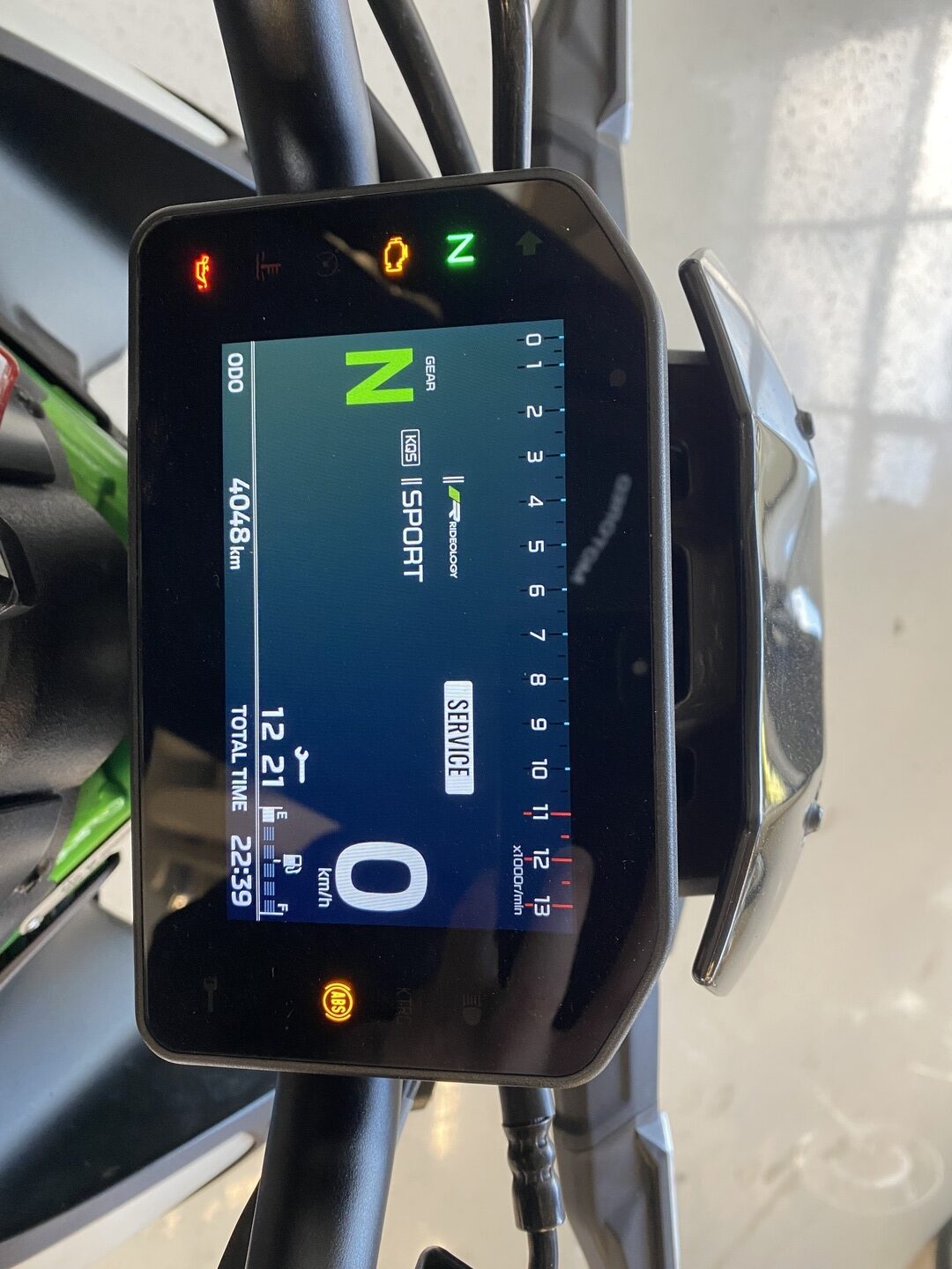 Kawasaki - Z - 900 // Juuri saapunut! / Suomi-pyörä / Huoltokirja / Ajomodet / KQS // - Moottoripyörä