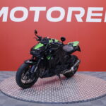 Kawasaki - Z - 1000 // Akrapovic putkisto / Huoltokirja // - Moottoripyörä