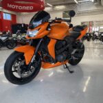 Kawasaki - Z - 750 // Suomi-pyörä / Huoltokirja / Dominator // - Moottoripyörä