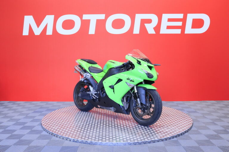Kawasaki - ZX-10R - // Suomi-pyörä / Yoshimura / Öhlins / Kaatumatapit // - Moottoripyörä
