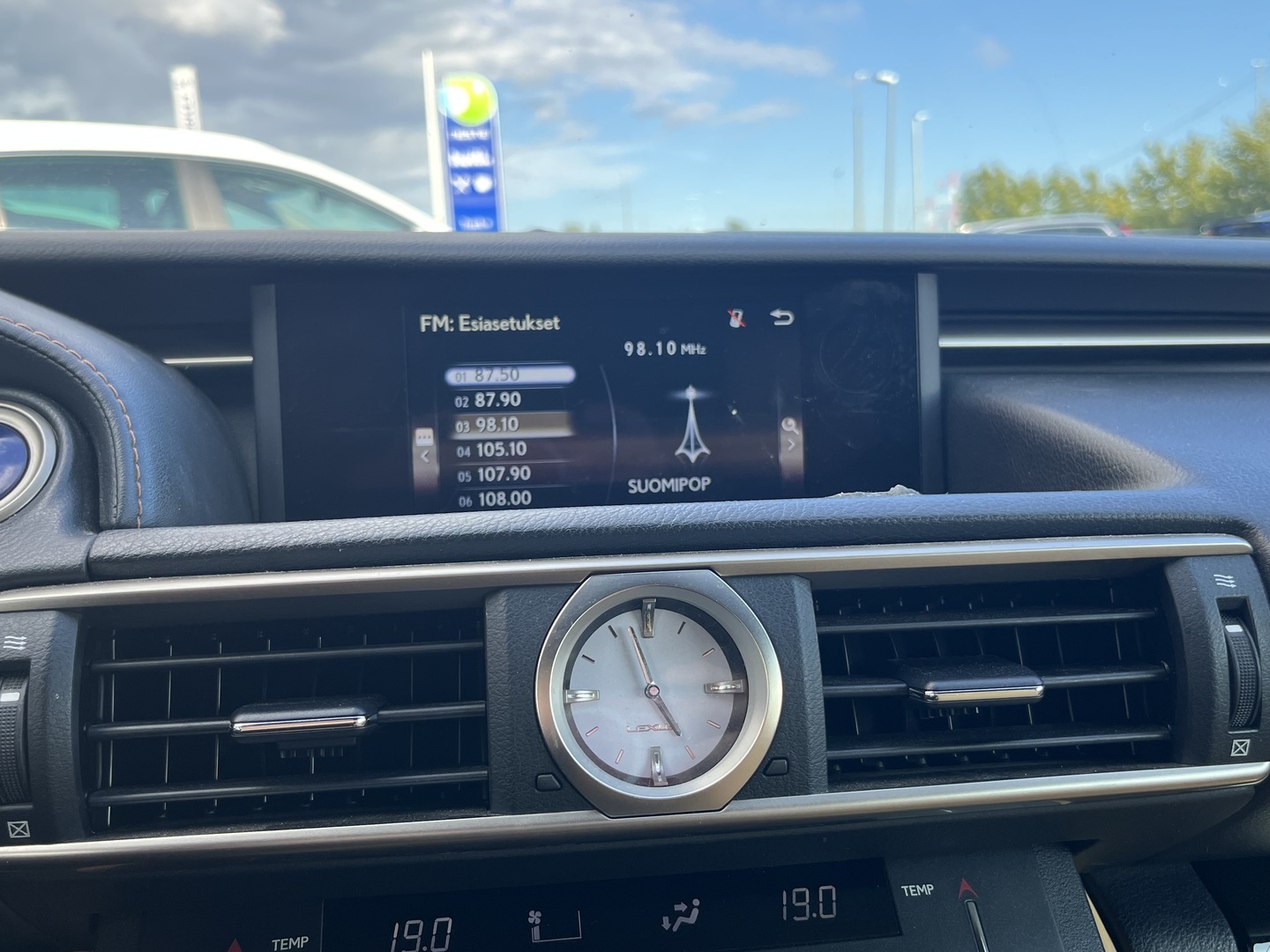 Lexus - RC - 300h Hybrid A Executive - Coupe