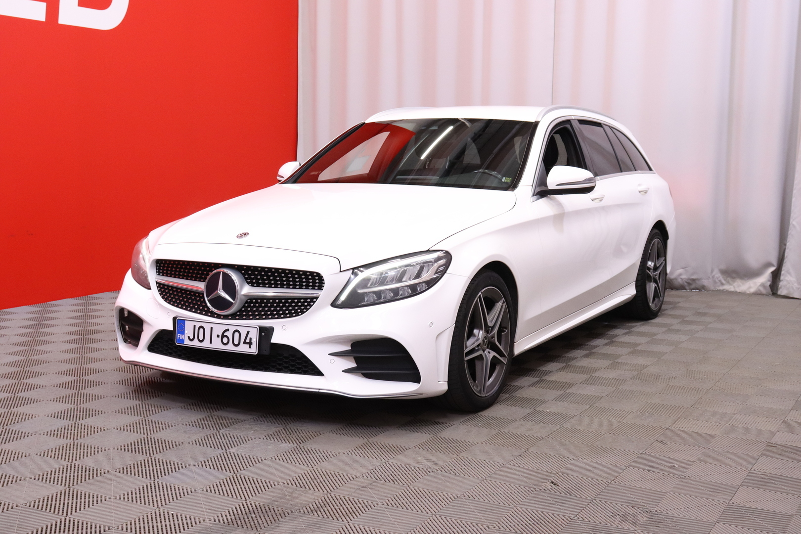 Mercedes-Benz - C - 220 d  T A  Business AMG / LED / Koukku / Vakkari / Bluetooth // - Farmari