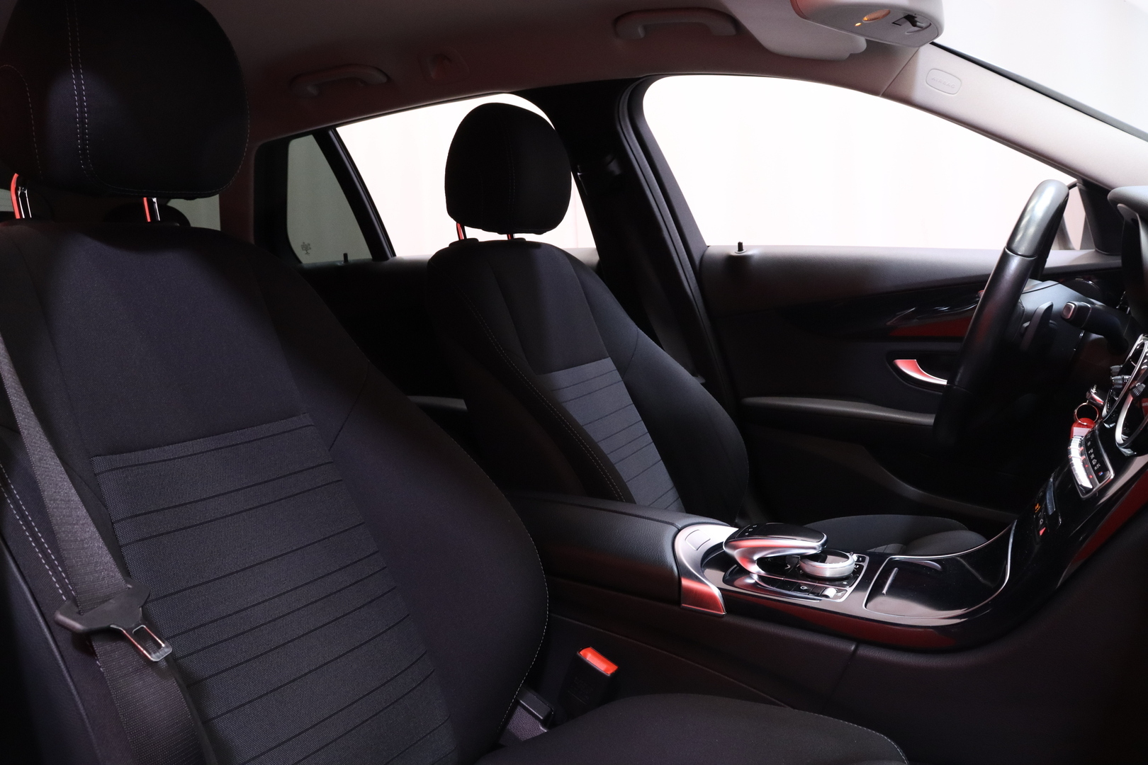 Mercedes-Benz - C - 200 BlueTec T A Premium Business // Suomi-auto / ILS-Led / Sporttipenkit / Vetokoukku - Farmari
