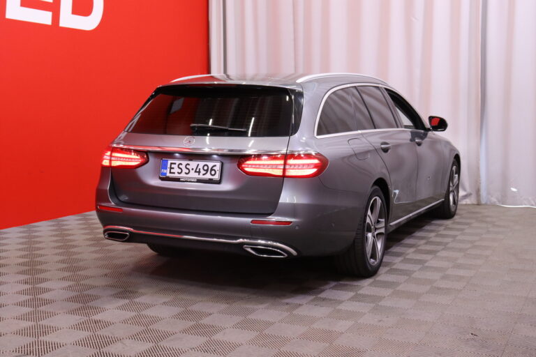 Mercedes-Benz E