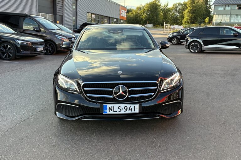 Mercedes-Benz E