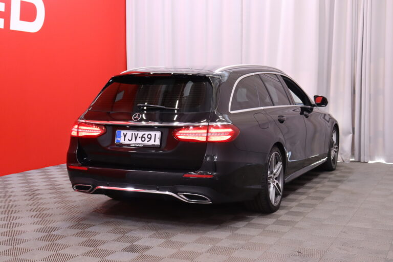 Mercedes-Benz - E - 220 d T A Premium Business AMG - Farmari