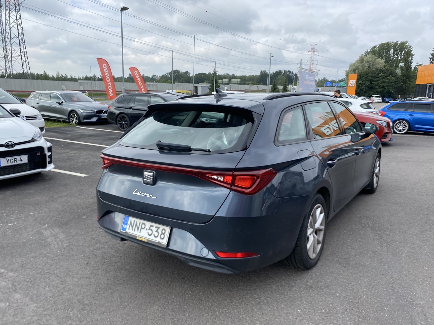 Seat - Leon - 1,5 TGI 131 FR DSG - Viistoperä