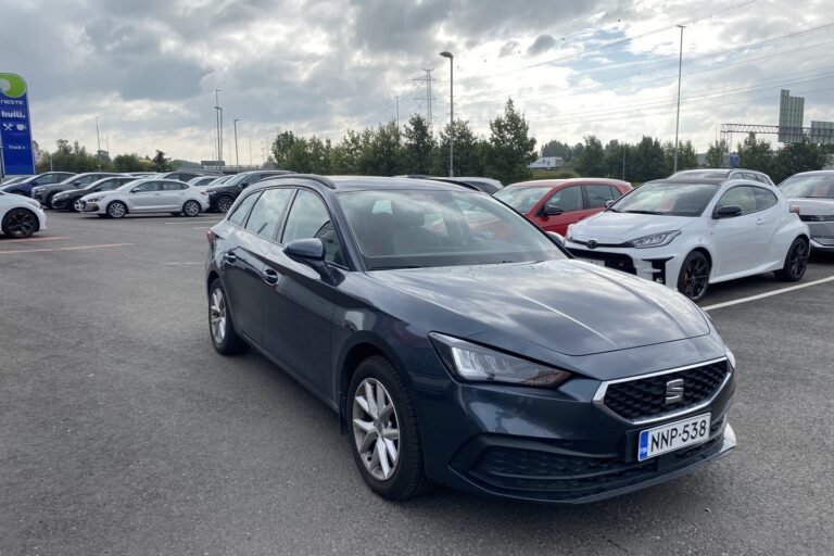Seat - Leon - 1,5 TGI 131 FR DSG - Viistoperä