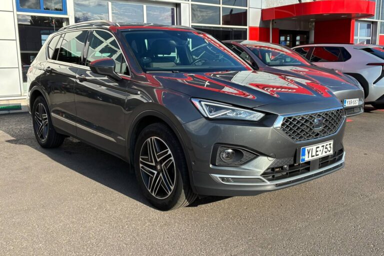 Seat - Tarraco - 2,0 TDI 150 4DRIVE Xcellence Premium DSG - Maastoauto