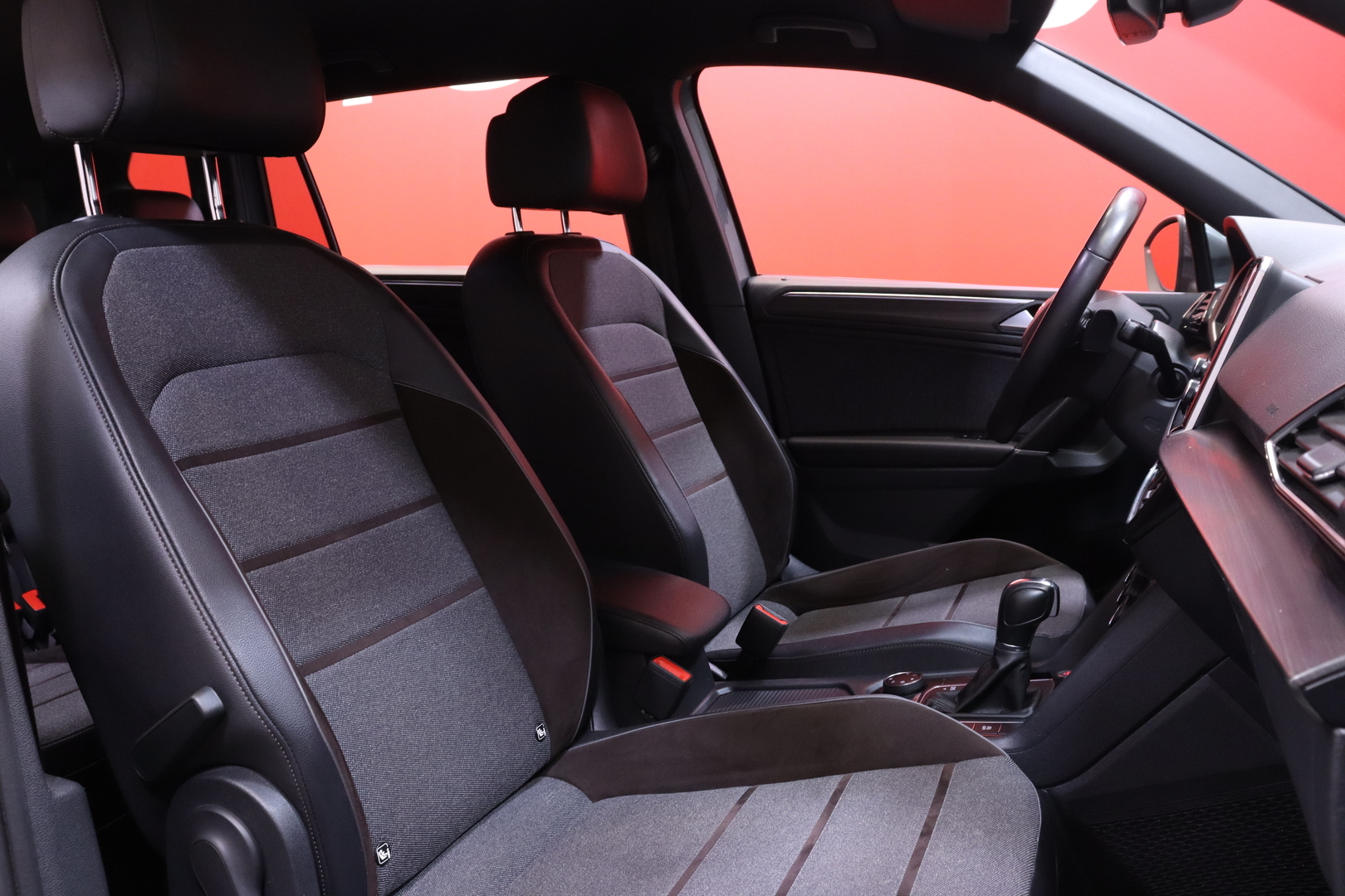 Seat - Tarraco - 2,0 TDI 150 4DRIVE Xcellence Premium DSG - Maastoauto