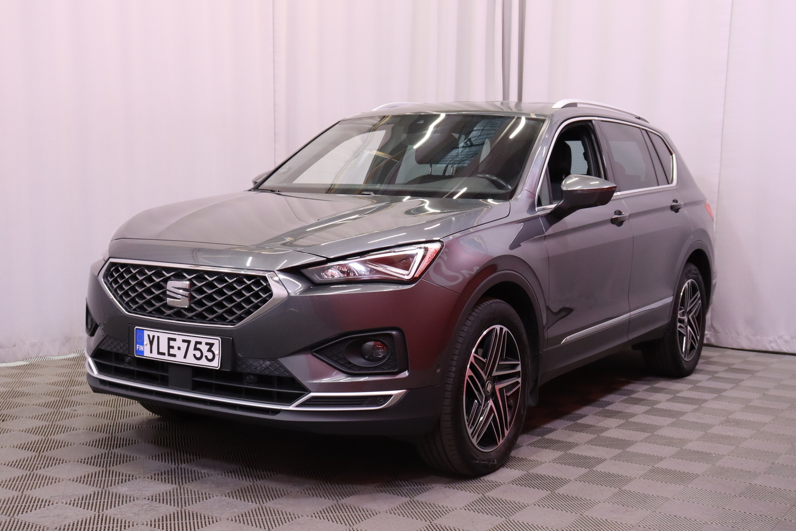 Seat - Tarraco - 2,0 TDI 150 4DRIVE Xcellence Premium DSG - Maastoauto