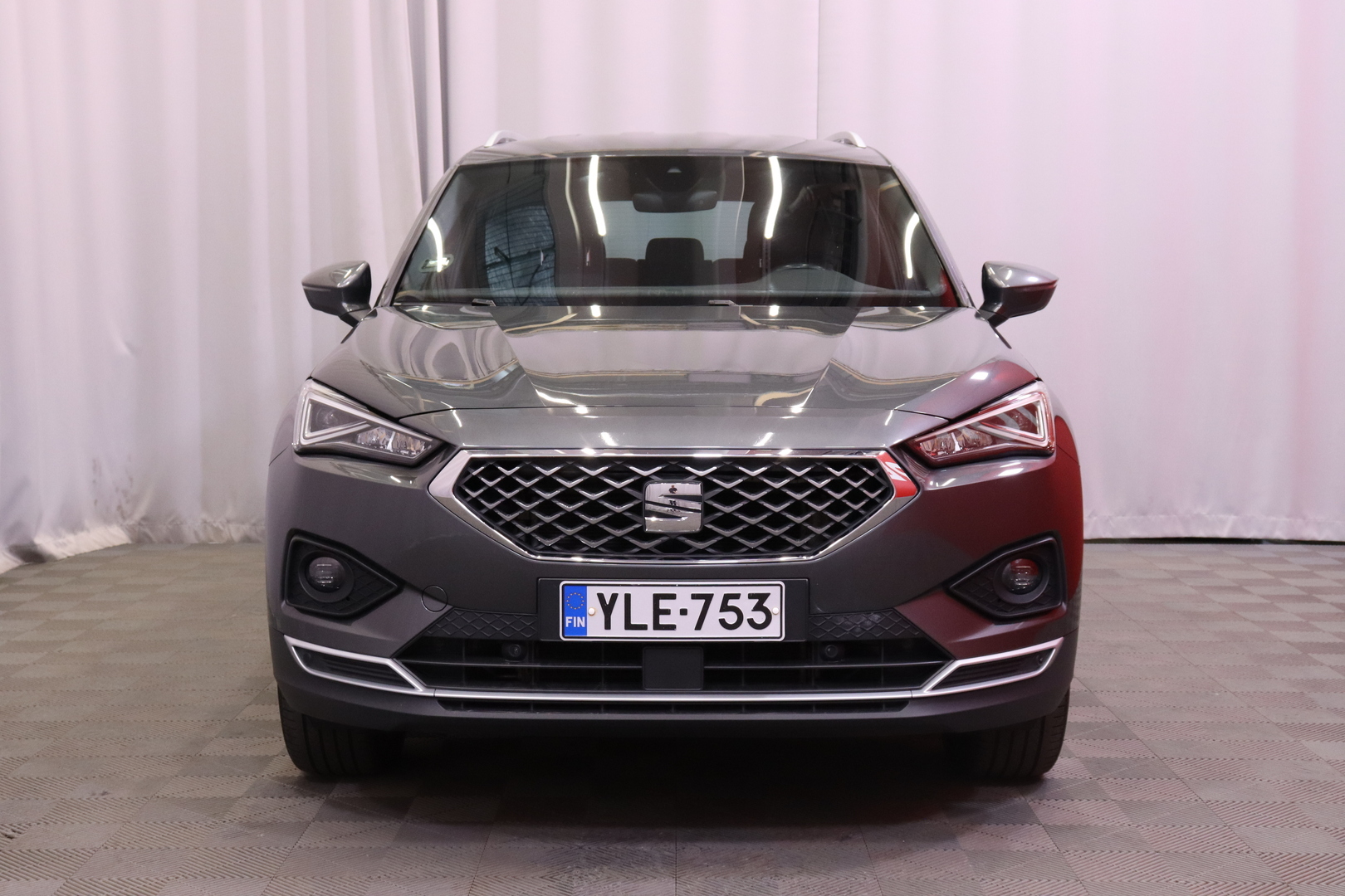 Seat - Tarraco - 2,0 TDI 150 4DRIVE Xcellence Premium DSG - Maastoauto