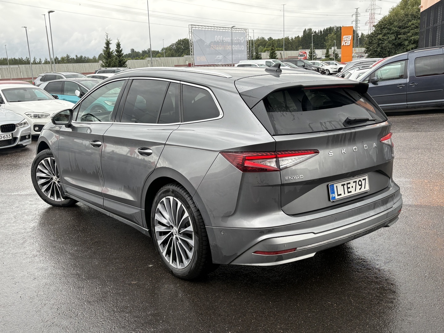 Skoda - Enyaq - 85x 4x4 L&K BusinessLine - Maastoauto