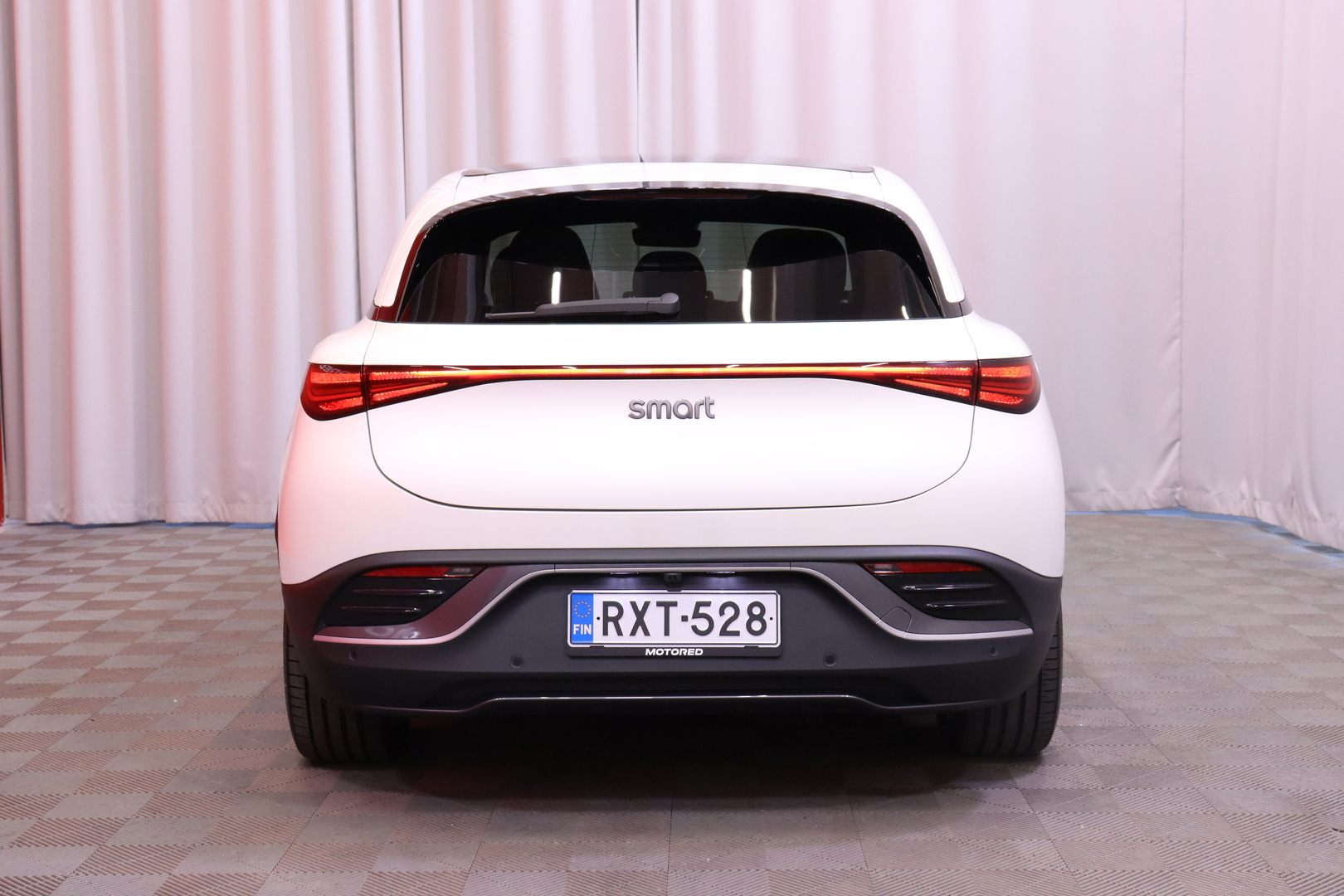 Smart - #3 - Premium / ISOMMALLA AKULLA / Beats Audio / CyberSparks LED / Panorama / HUD / ACC / BLIS / 360° / Bluetooth / Navi / KeyLess // - Viistoperä