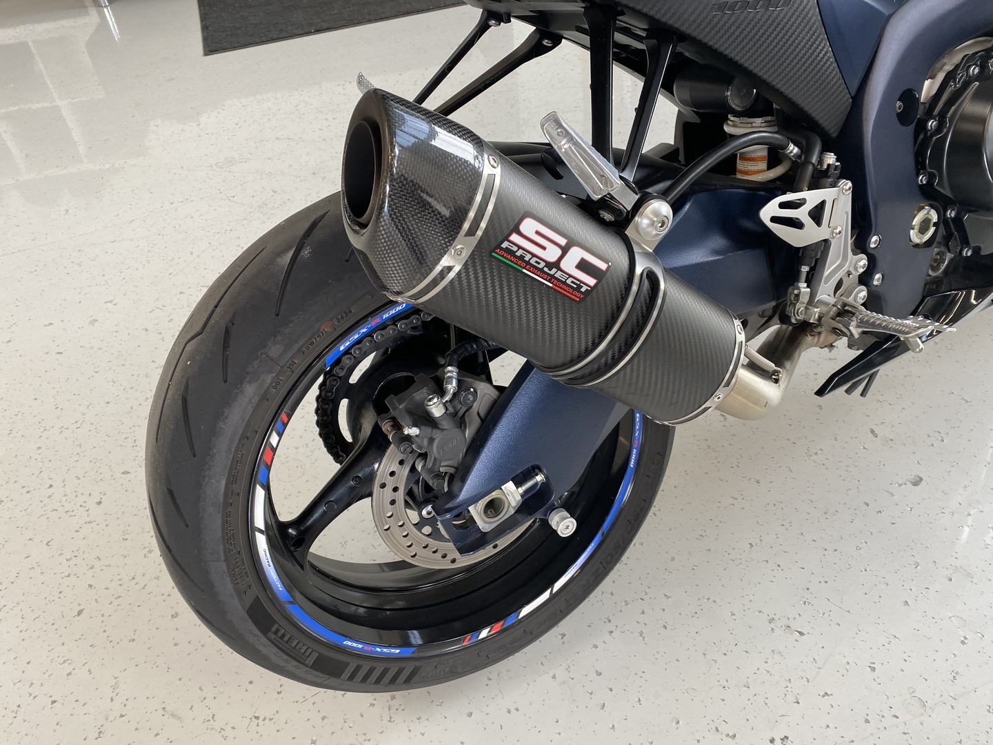 Suzuki - GSX-R - 1000 // Juuri saapunut! / Huoltokirja / Ajomodet / SC-Project // - Moottoripyörä