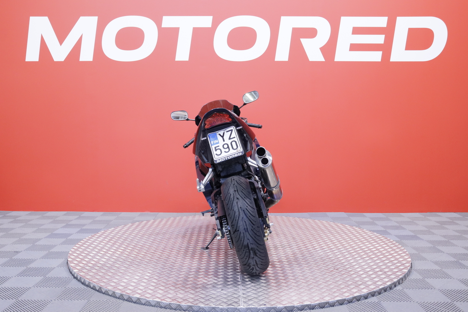 Suzuki - GSX-R - 750 // Suomi-pyörä / Ohjausiskunvaimennin / Kaatumatapit // - Moottoripyörä
