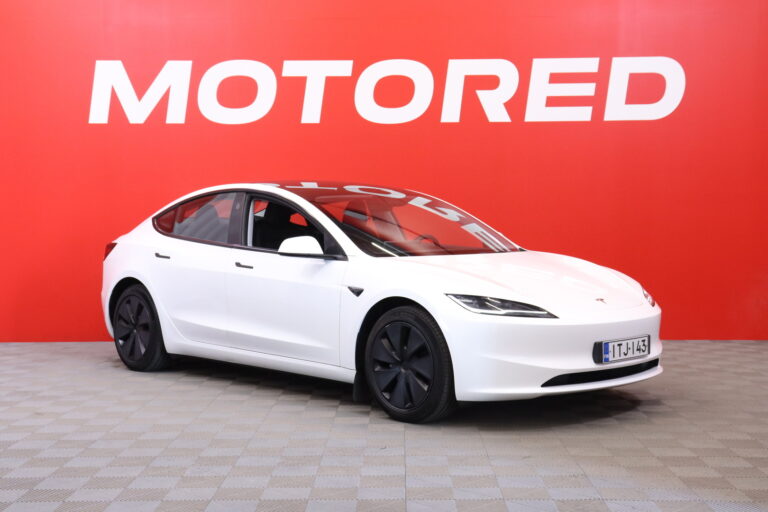 Tesla - Model 3 - Long Range AWD Highland / Koukku / AMD Ryzen / Ilmastoidut nahat / Premium Audio / Lasikatto / - Sedan