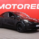 Tesla - Model Y - Long Range AWD / Koukku / 2x renkaat ja vanteet / AMD Ryzen / Lasikatto / Premium Audio / - Maastoauto
