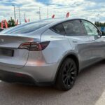 Tesla - Model Y - Long Range - Maastoauto