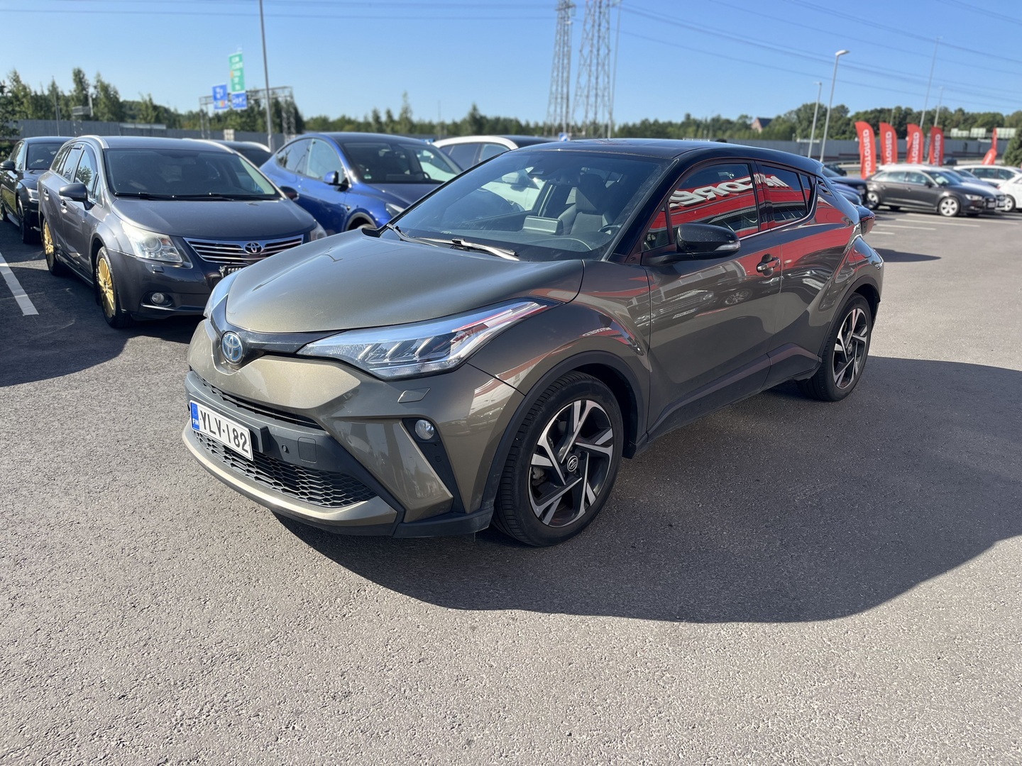 Toyota - C-HR - 1,8 Hybrid Intense Edition - Maastoauto