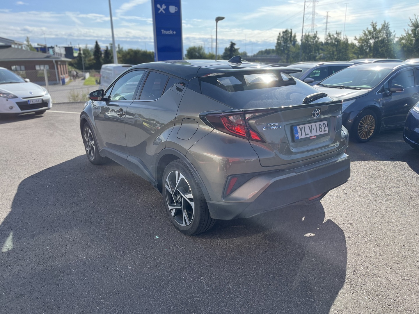 Toyota - C-HR - 1,8 Hybrid Intense Edition - Maastoauto
