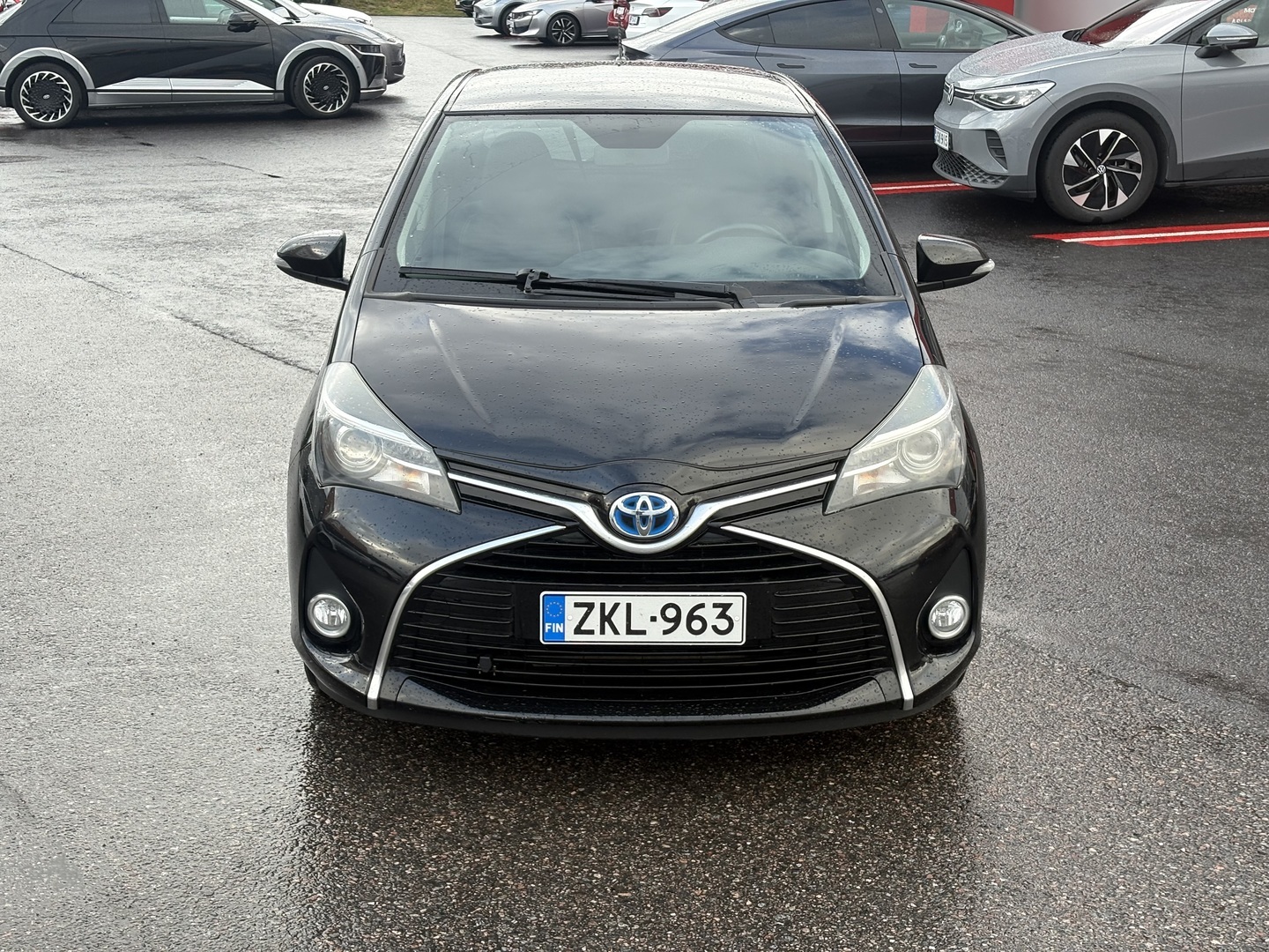 Toyota - Yaris - 1,5 Hybrid Style 5ov // Kamera / Lohko / Vakkari / Juuri saapunut! // - Viistoperä
