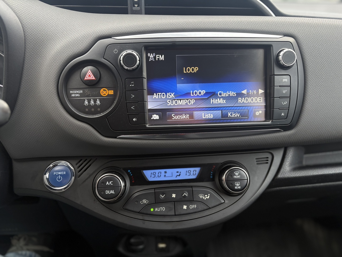 Toyota - Yaris - 1,5 Hybrid Style 5ov // Kamera / Lohko / Vakkari / Juuri saapunut! // - Viistoperä