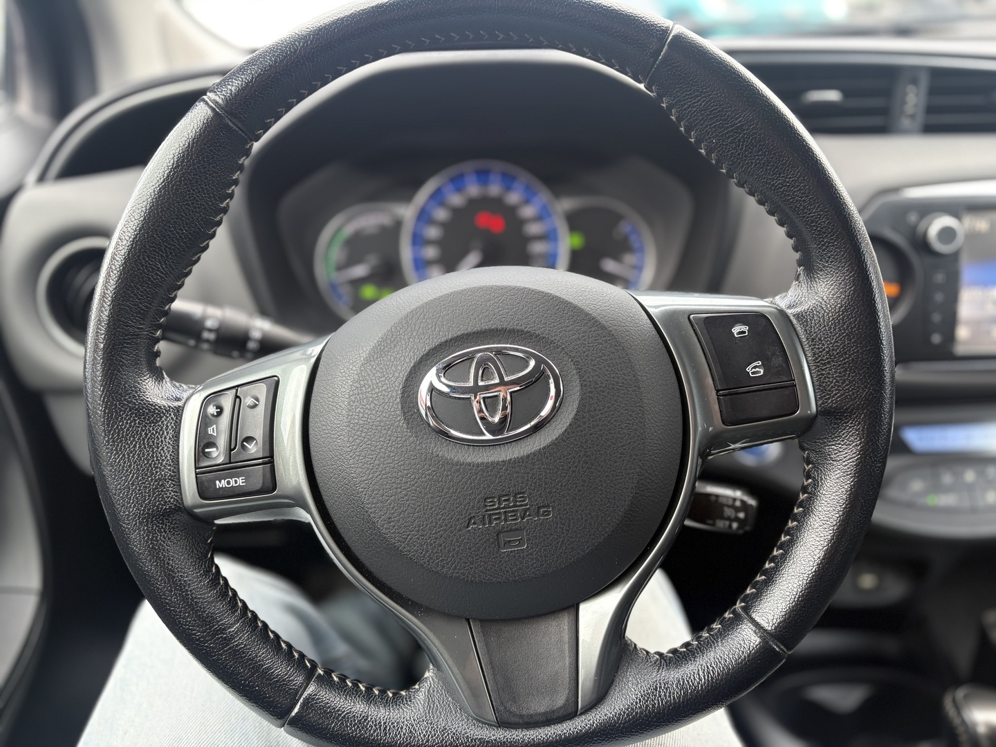 Toyota - Yaris - 1,5 Hybrid Style 5ov // Kamera / Lohko / Vakkari / Juuri saapunut! // - Viistoperä