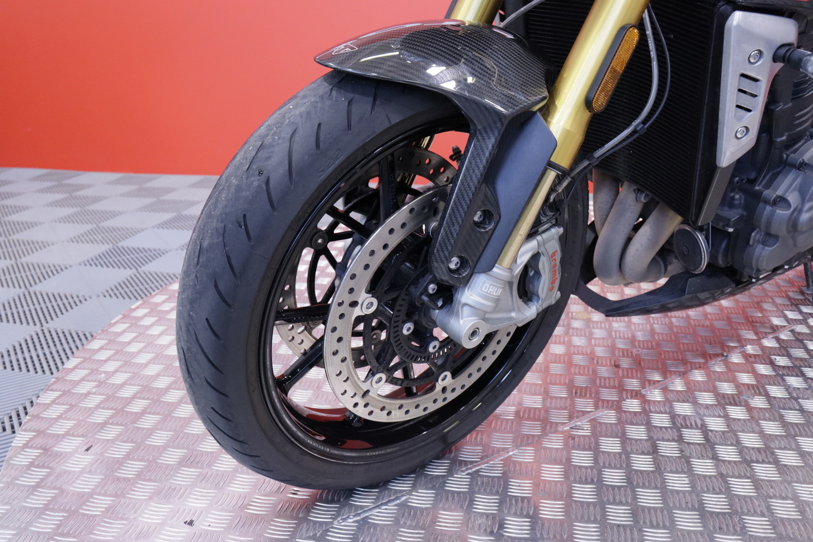 Triumph - SPEED TRIPLE - 1200 RS // Suomi-pyörä / Pro Race / Ajomodet / Shifter // - Moottoripyörä