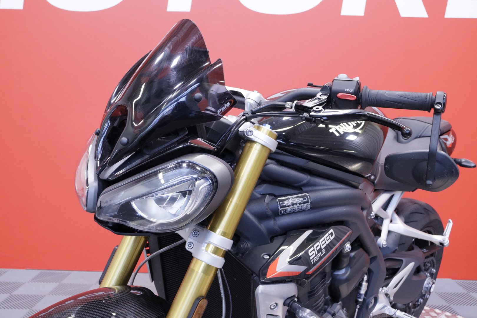 Triumph - SPEED TRIPLE - 1200 RS // Suomi-pyörä / Pro Race / Ajomodet / Shifter // - Moottoripyörä