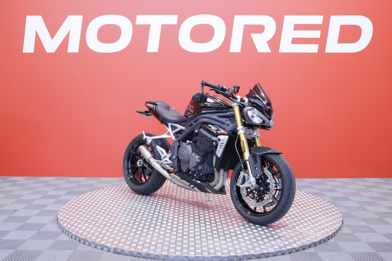 Triumph - SPEED TRIPLE - 1200 RS // Suomi-pyörä / Pro Race / Ajomodet / Shifter // - Moottoripyörä