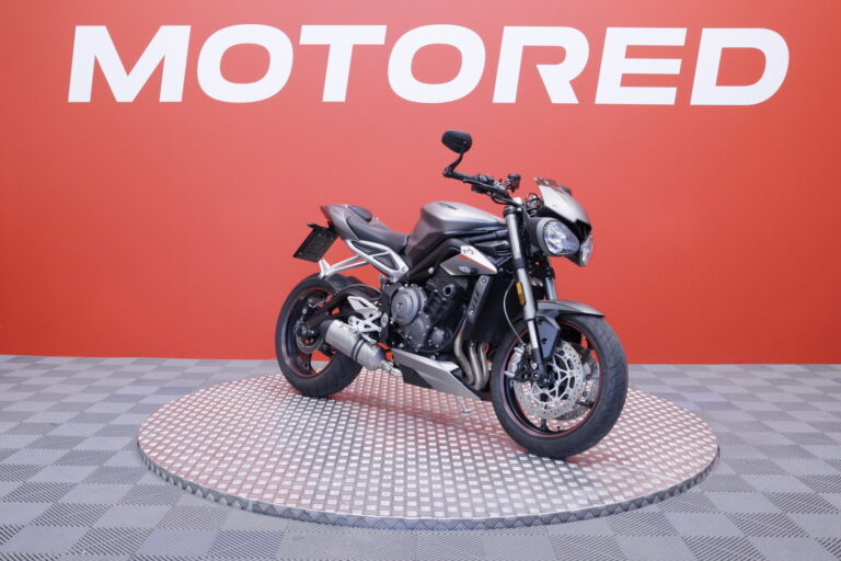 Triumph - STREET TRIPLE - 765 RS // Huoltokirja / Suomi-pyörä / Shifter / TC // - Moottoripyörä